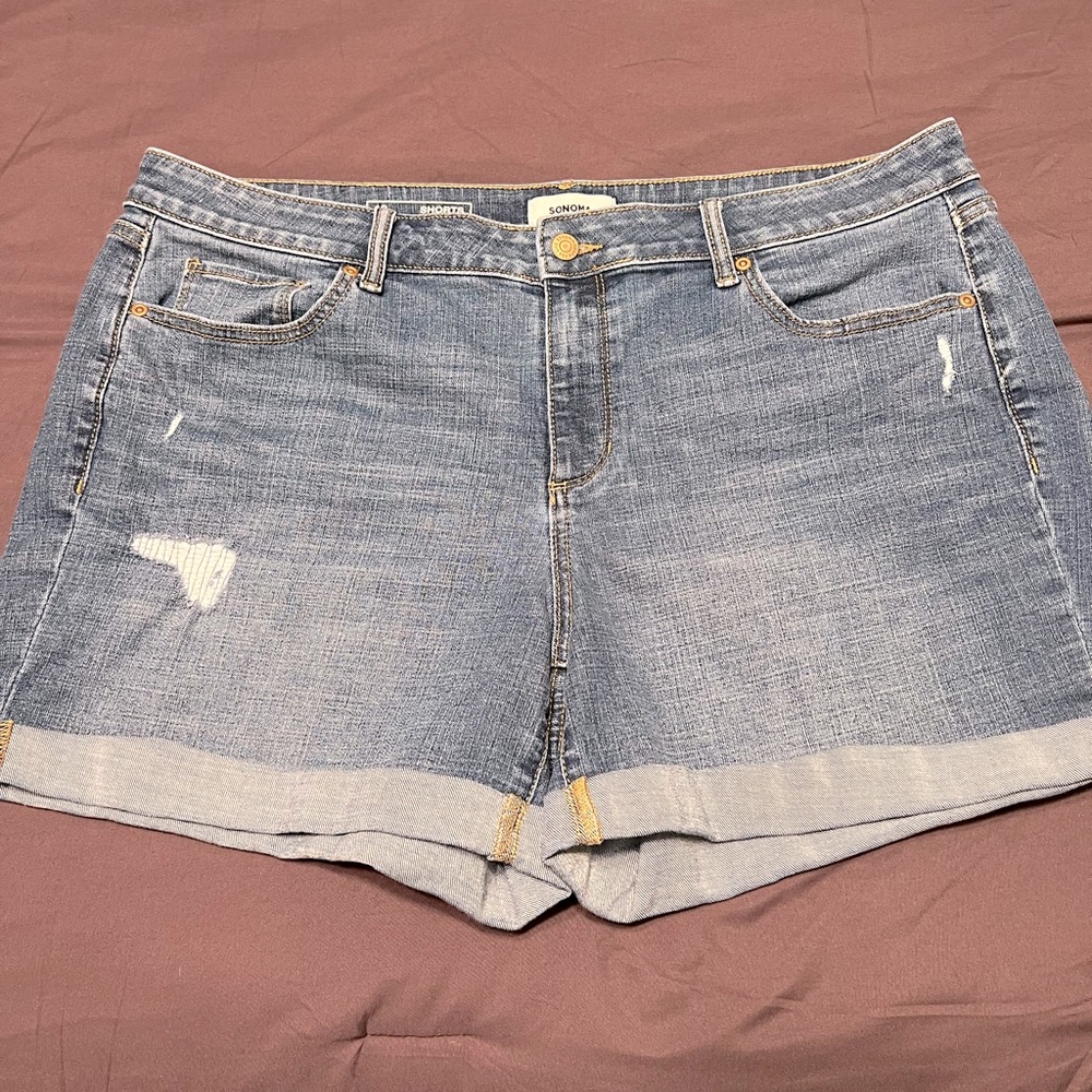 Sonoma women’s plus denim shorts size 18